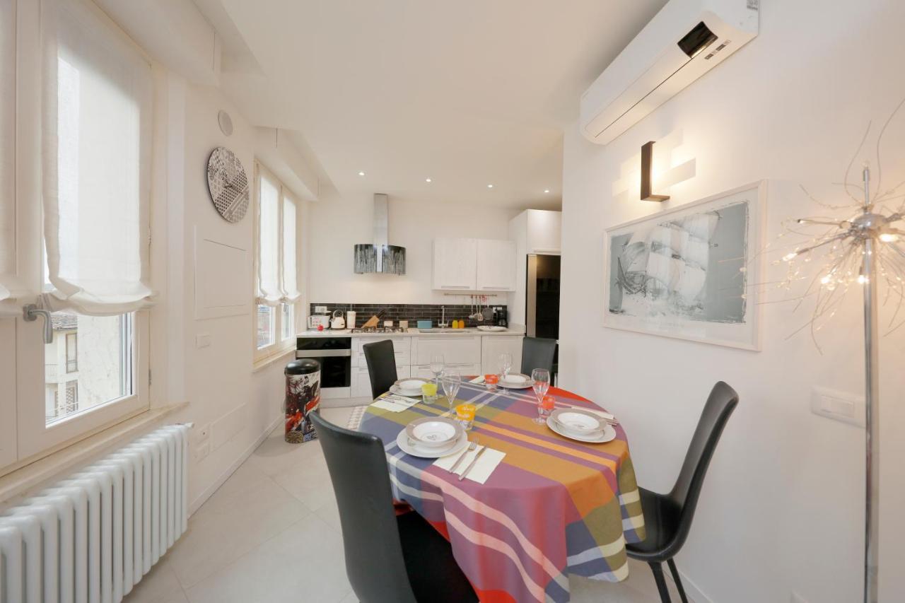 Siena Uptown - Sabrina'S Charming Apartment Kültér fotó